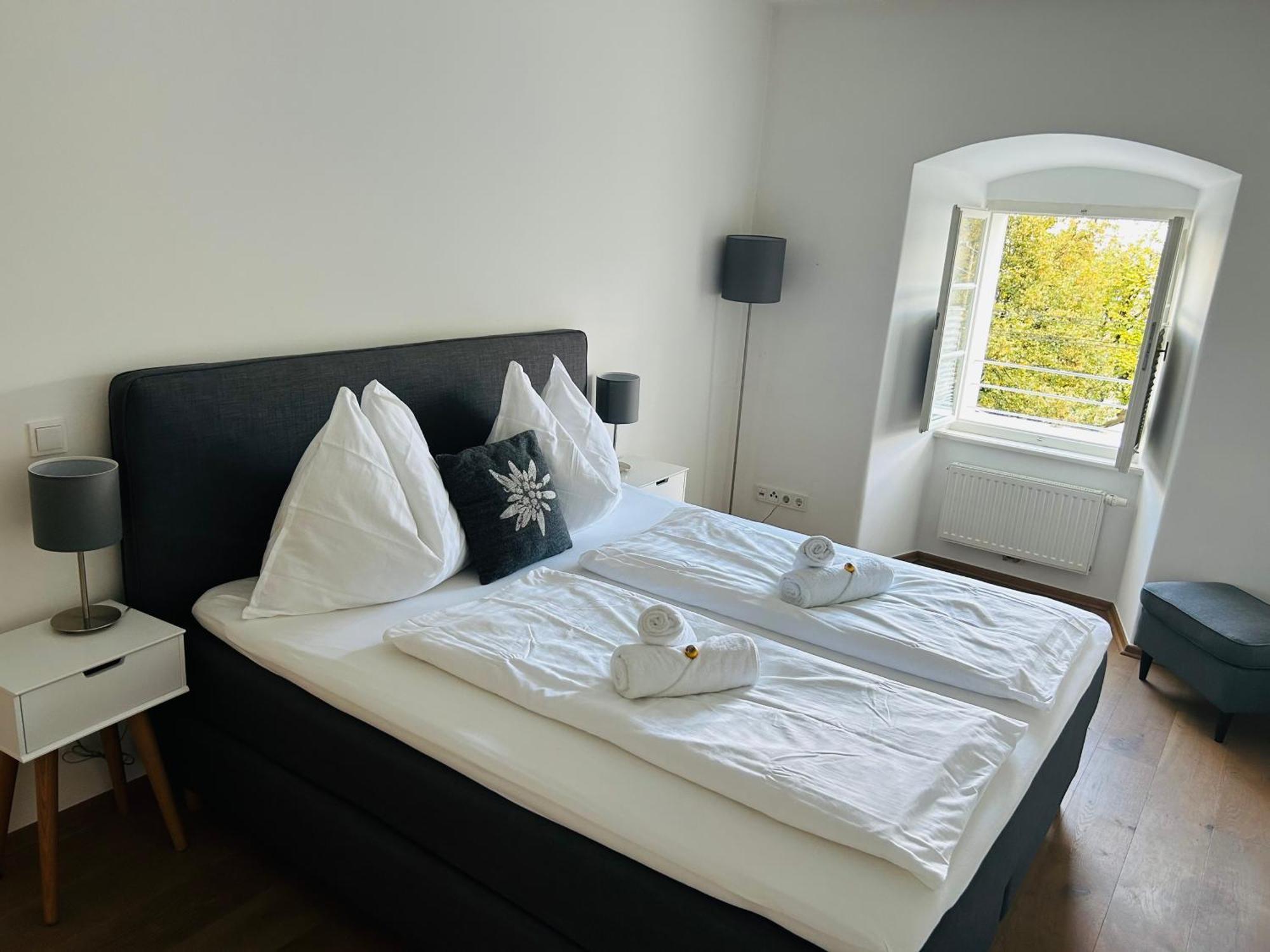 Palais Am Kai - Zentrale Lage, Kostenloser Parkplatz Apartment ซาลซ์บูร์ก ภายนอก รูปภาพ